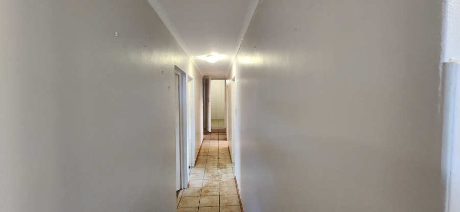 3 Bedroom Property for Sale in Dana Bay Western Cape